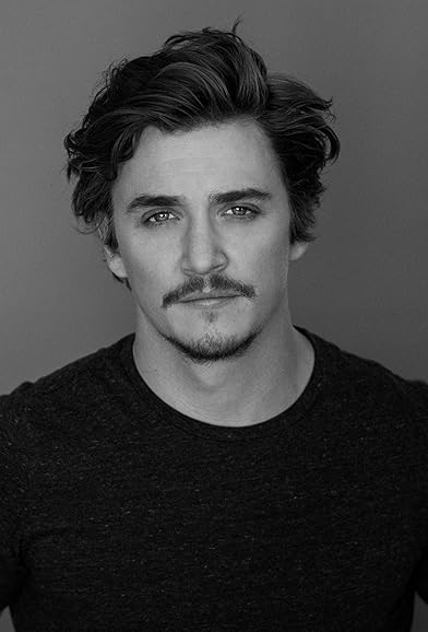 Primary photo for Kyle Gallner Primary photo for Kyle Gallner