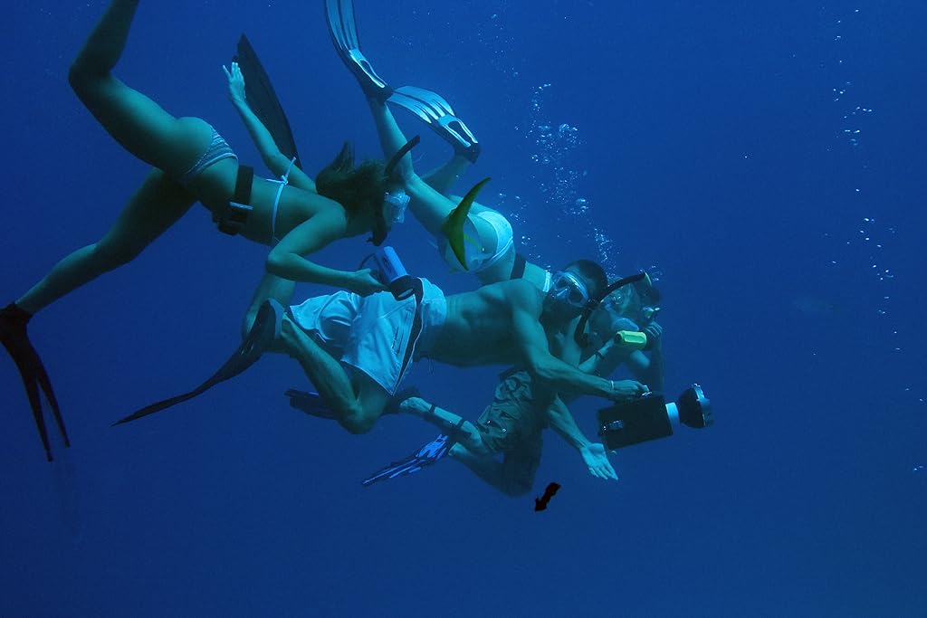 Into the Blue (2005) Into the Blue (2005)