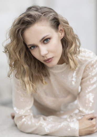 Uy qurilishi jinsiy aloqa porno videolar Singlim bilan onlayn jinsiy aloqa