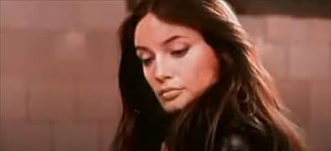 पोस्टर देखें