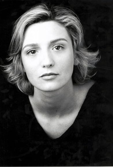 Primary photo for Beatriz Batarda Primary photo for Beatriz Batarda
