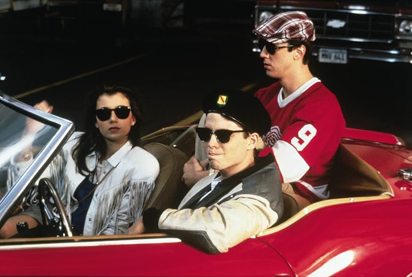 Matthew Broderick, Mia Sara, and Alan Ruck in Curtindo a Vida Adoidado (1986)