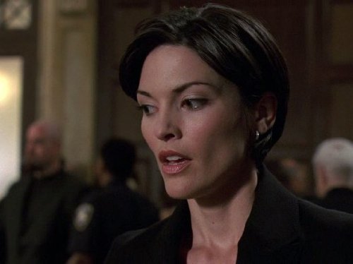 Alana De La Garza in Law & Order (1990)