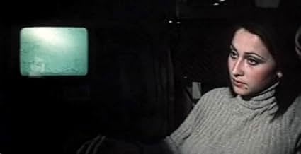 Rus ayolning emizayotgan surati Rus tilida jinsiy aloqa