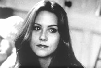 पोस्टर देखें