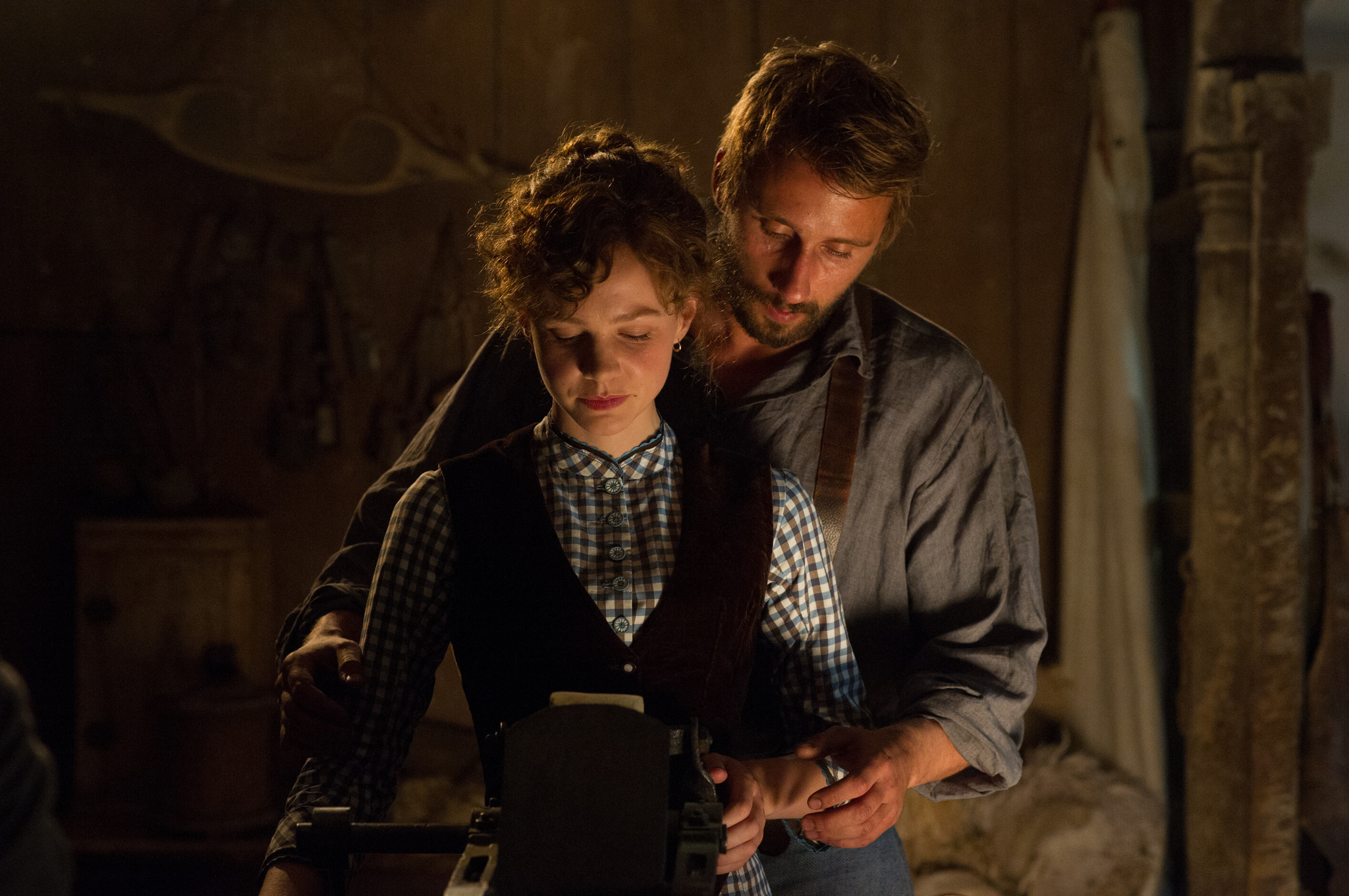 Far madding. маттиас шонартс вдали от обезумевшей толпы. :вдали от обезумевшей толпы 2015г. Far from the madding crowd на русском. габриэль оук.