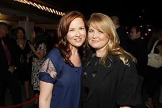 पोस्टर देखें