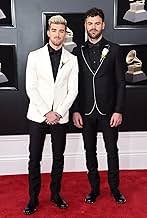 पोस्टर देखें