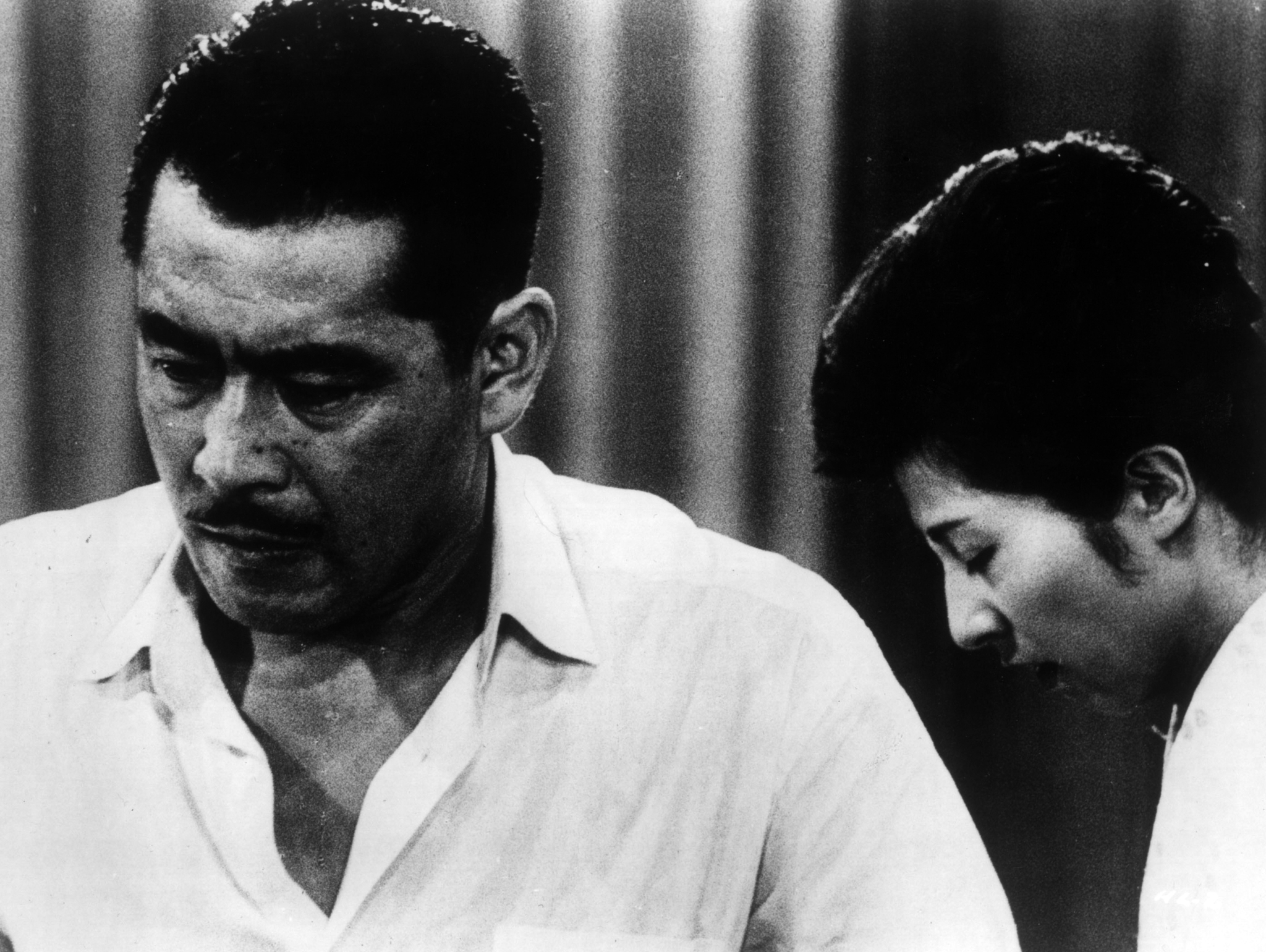 Toshirô Mifune and Kyôko Kagawa in High and Low (1963)