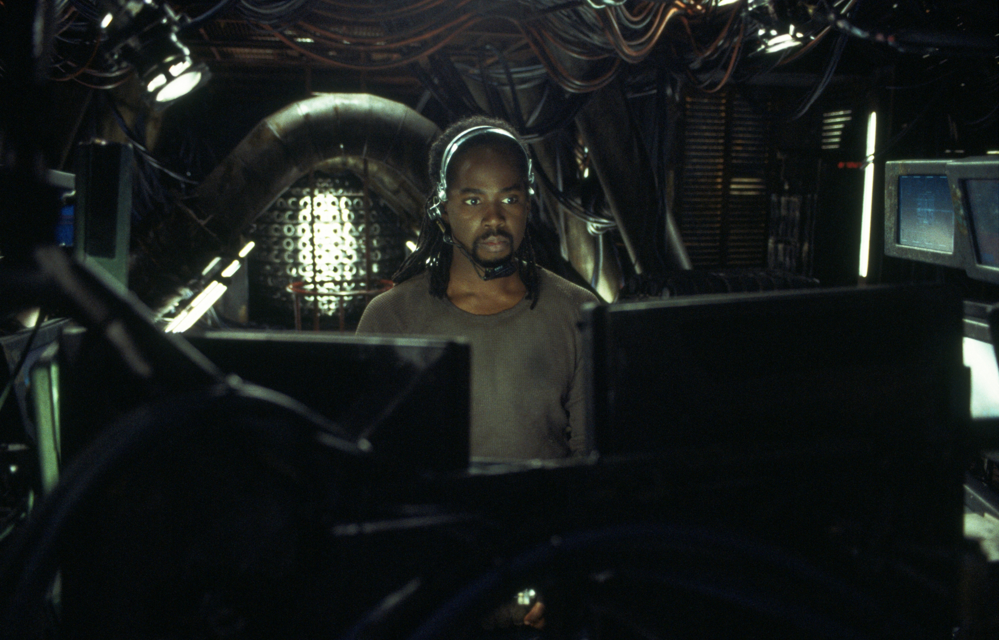 Дозер матрица. Матрица линк актер. Линк оператор. Маркус чонг матрица 1999. Линк оператор.