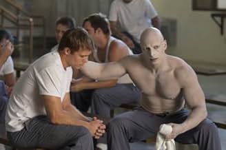 पोस्टर देखें