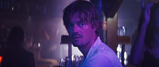 पोस्टर देखें