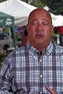 Andrew Zimmern's primary photo Andrew Zimmern's primary photo