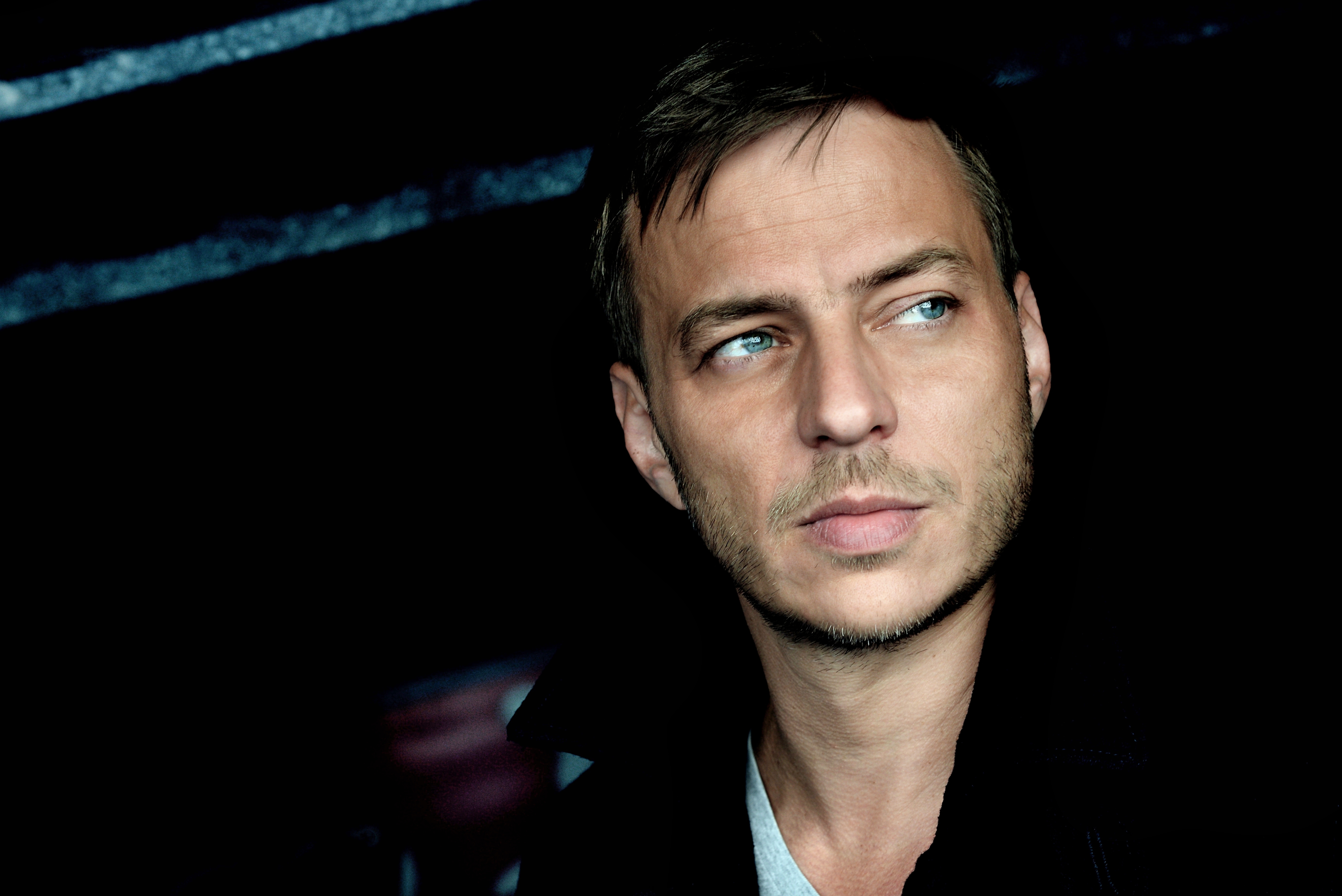 Tom Wlaschiha - IMDb