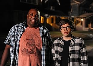 पोस्टर देखें