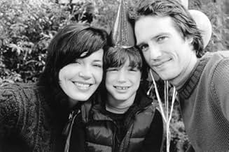 पोस्टर देखें