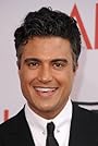 Jaime Camil's primary photo Jaime Camil's primary photo