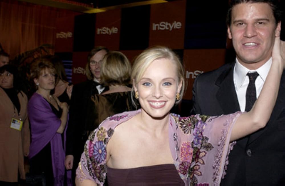 Лиля Желеваның жалаңаш суреттері Жетілген жұп пен жастың порно видеосы