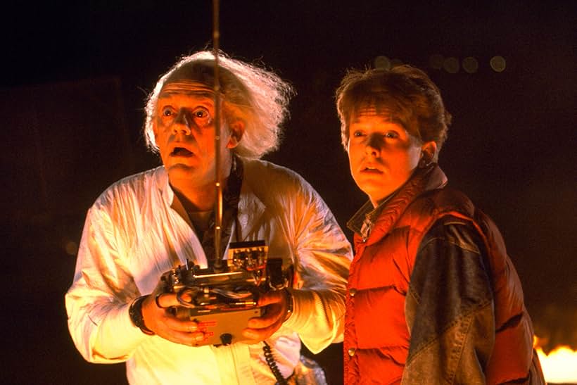 Michael J. Fox and Christopher Lloyd in De Volta para o Futuro (1985)