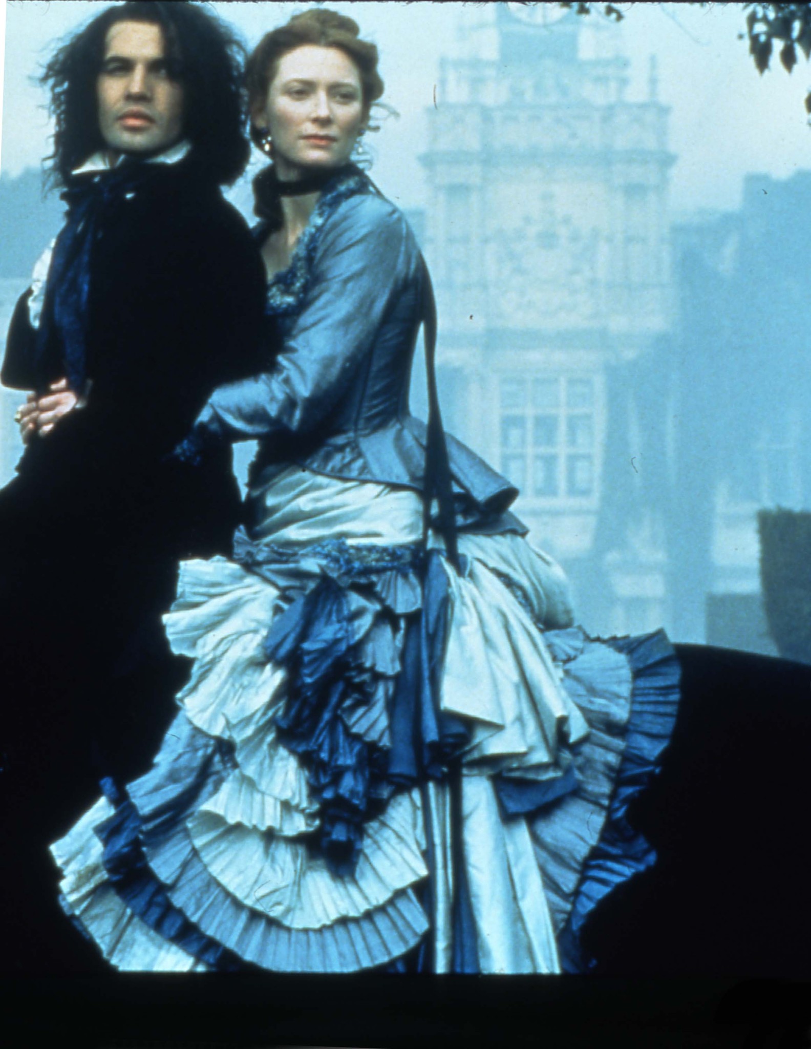 Billy Zane and Tilda Swinton in Orlando (1992)