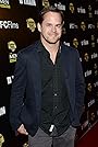 Kyle Bornheimer's primary photo Kyle Bornheimer's primary photo