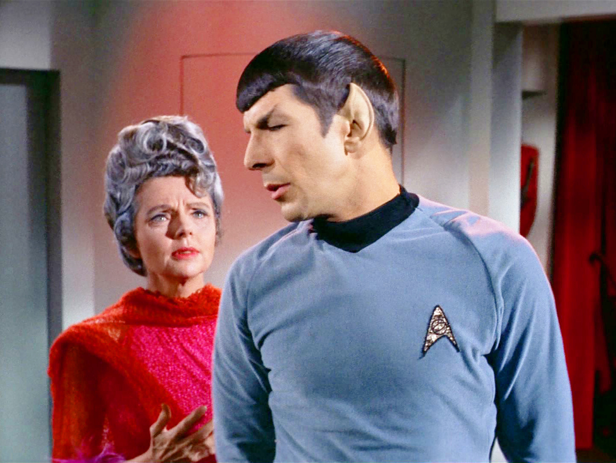 Leonard Nimoy and Jane Wyatt in Star Trek (1966)