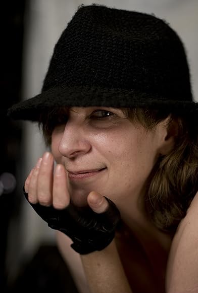 Primary photo for Amanda Plummer Primary photo for Amanda Plummer