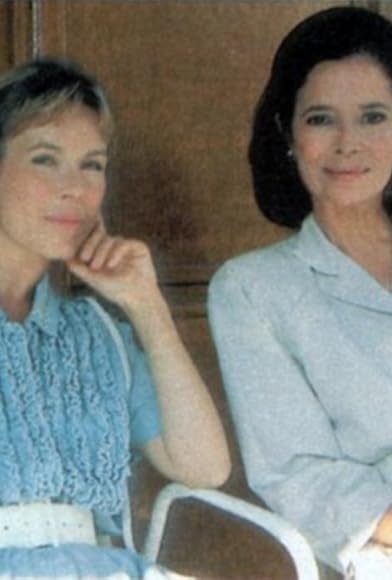 Primary photo for Constance et Vicky Primary photo for Constance et Vicky