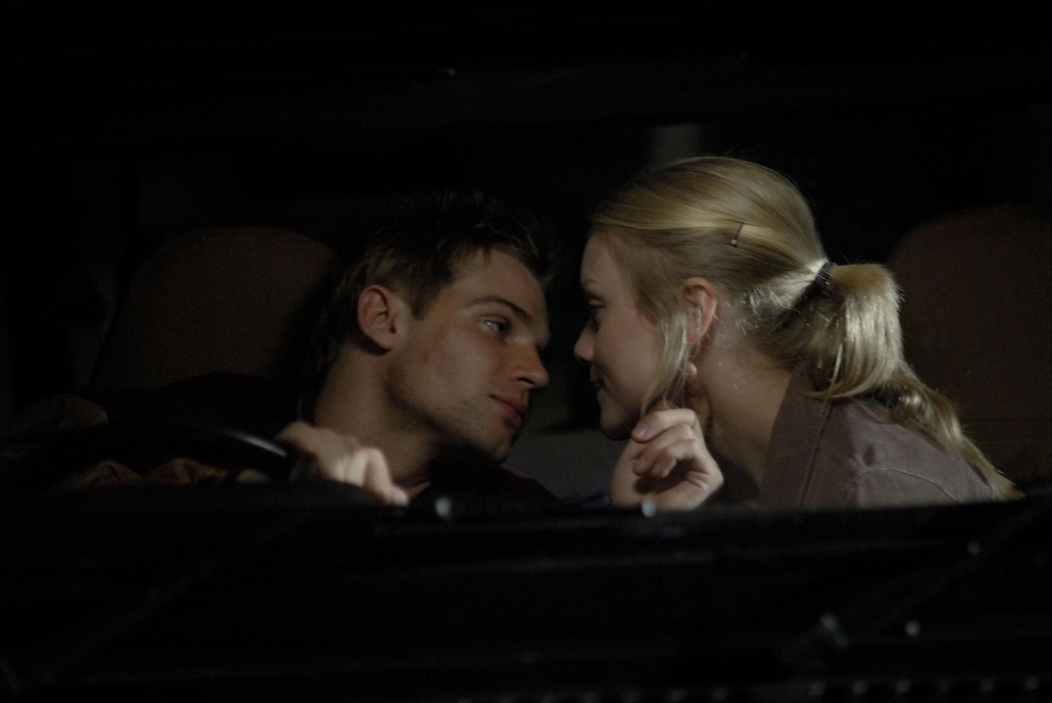 Mike Vogel and Christina Cole in The Deaths of Ian Stone (2007)