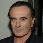 Actor: Dan Hedaya