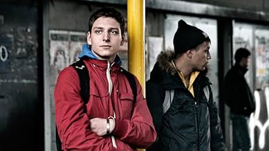 पोस्टर देखें