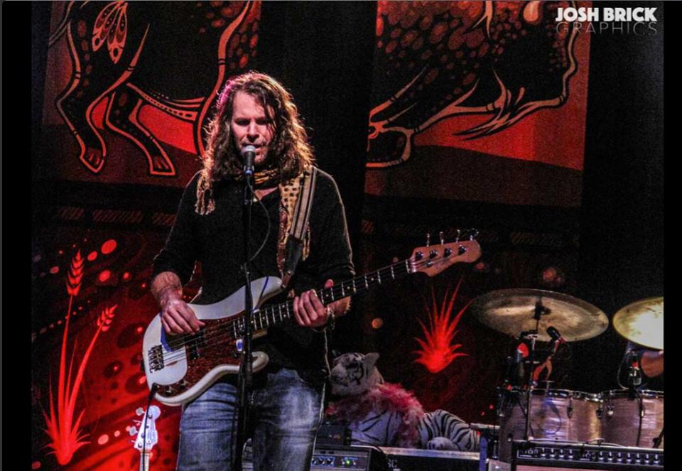 Tedeschi Trucks Band: Live from the Fox Oakland (2017) - IMDb