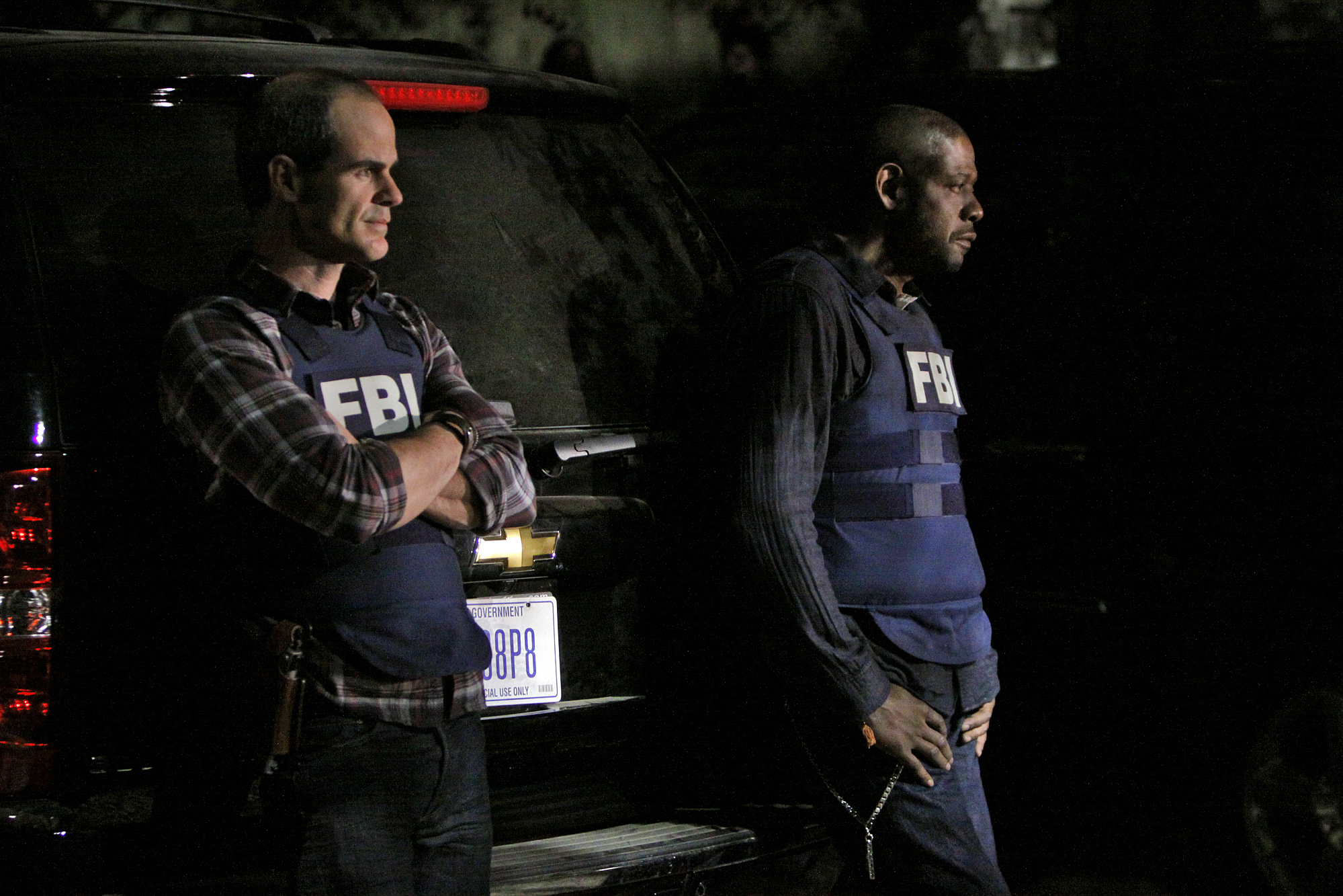 Forest Whitaker and Michael Kelly in Criminal Minds: Suspect Behavior (2011)