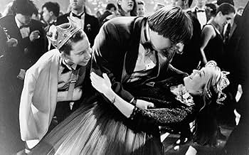 पोस्टर देखें