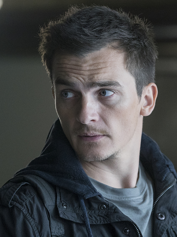 Rupert Friend in Homeland (2011)