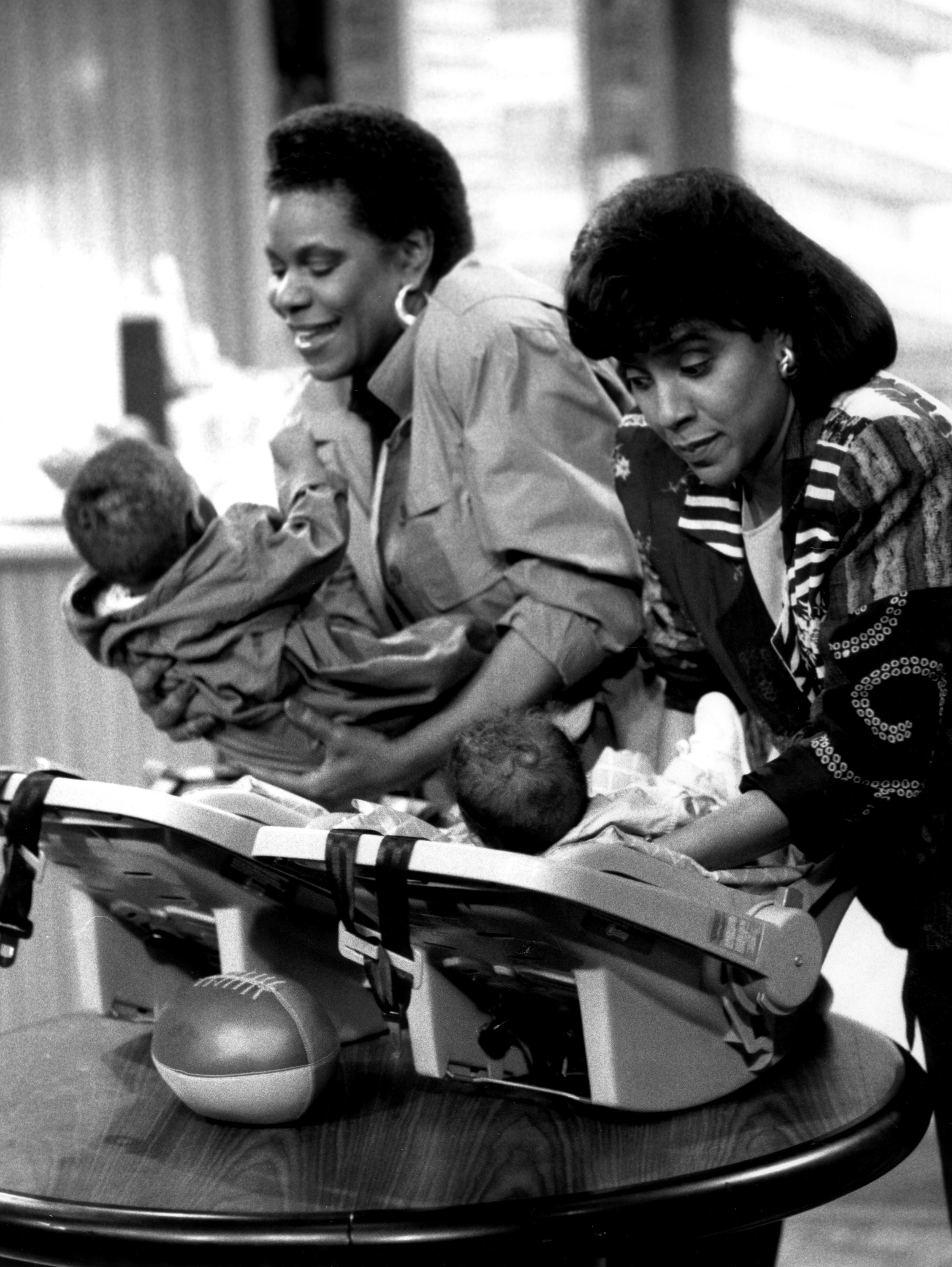 Marcella Lowery and Phylicia Rashad in The Cosby Show (1984)