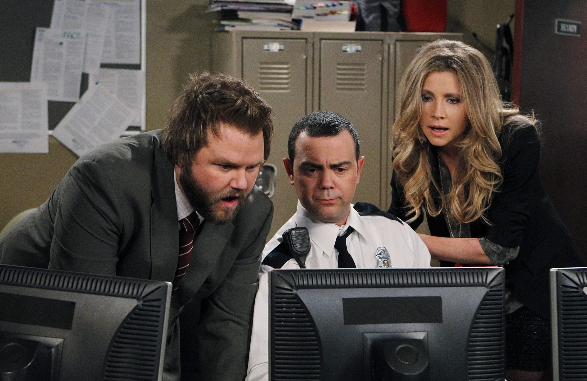 кинокомедия 2020 года. лучшие американские комедии 2020. фильм вот эта ночка. плохие парни майк. Sleepover фильм 2020.