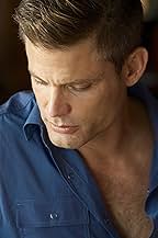 Bir sargish bilan ikki erkak Yoshlar jinsiy aloqa video