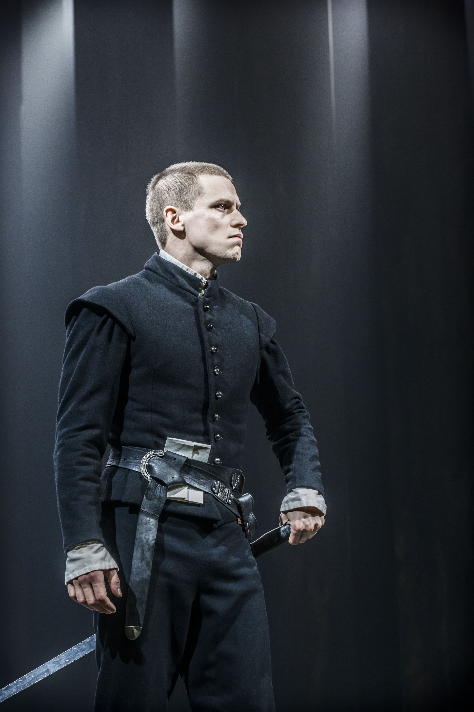 макс беннетт актер. макс рагоун актер. макс беннетт актер. монк полдарк. дуайт энис полдарк.