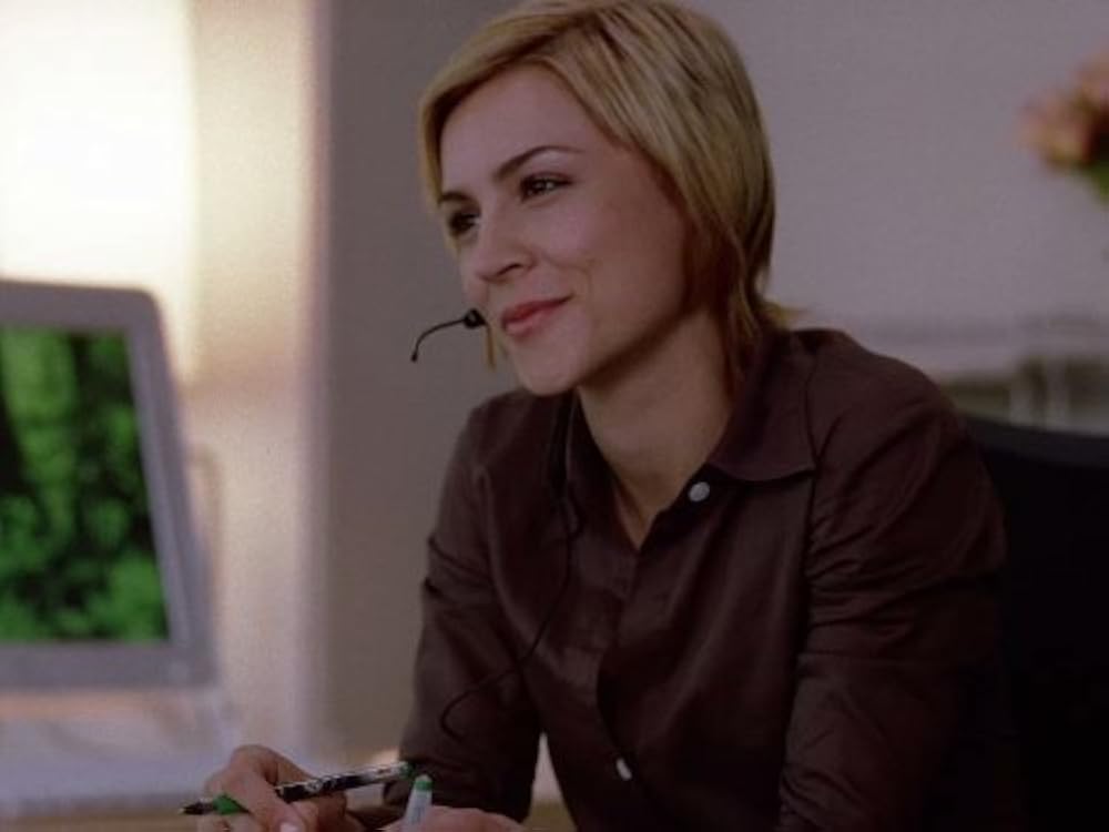 Samaire Armstrong Samaire Armstrong