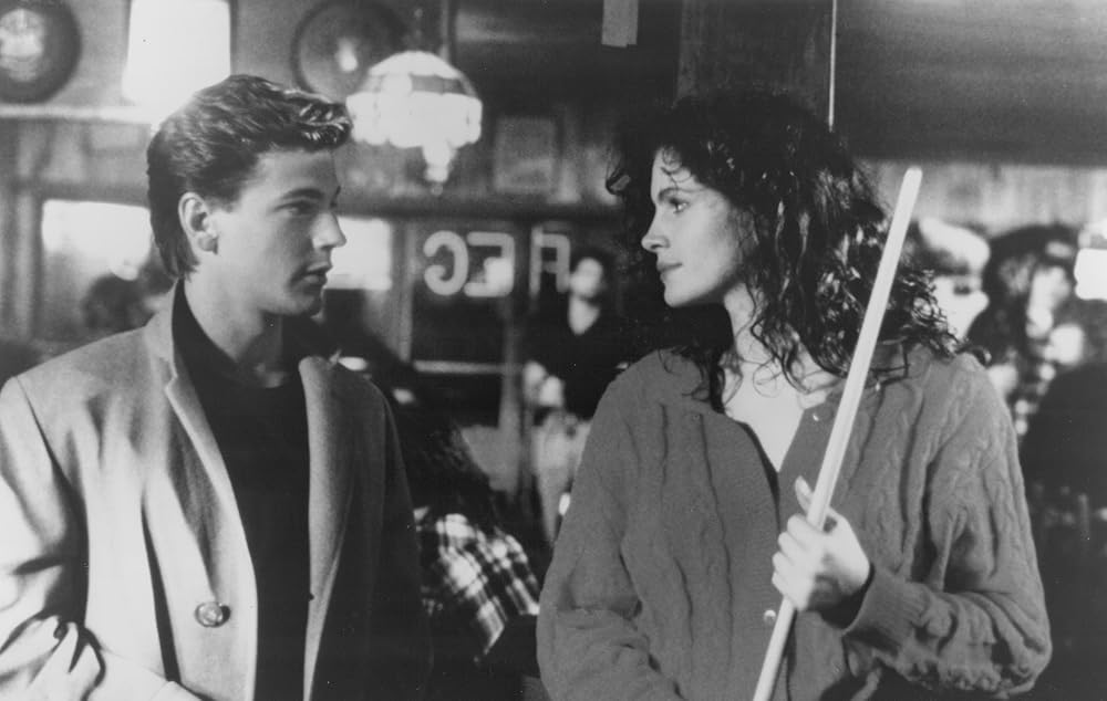 Mystic Pizza (1988)