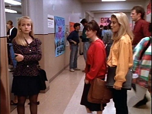 Shannen Doherty, Jennie Garth, and Tori Spelling in Beverly Hills, 90210 (1990)