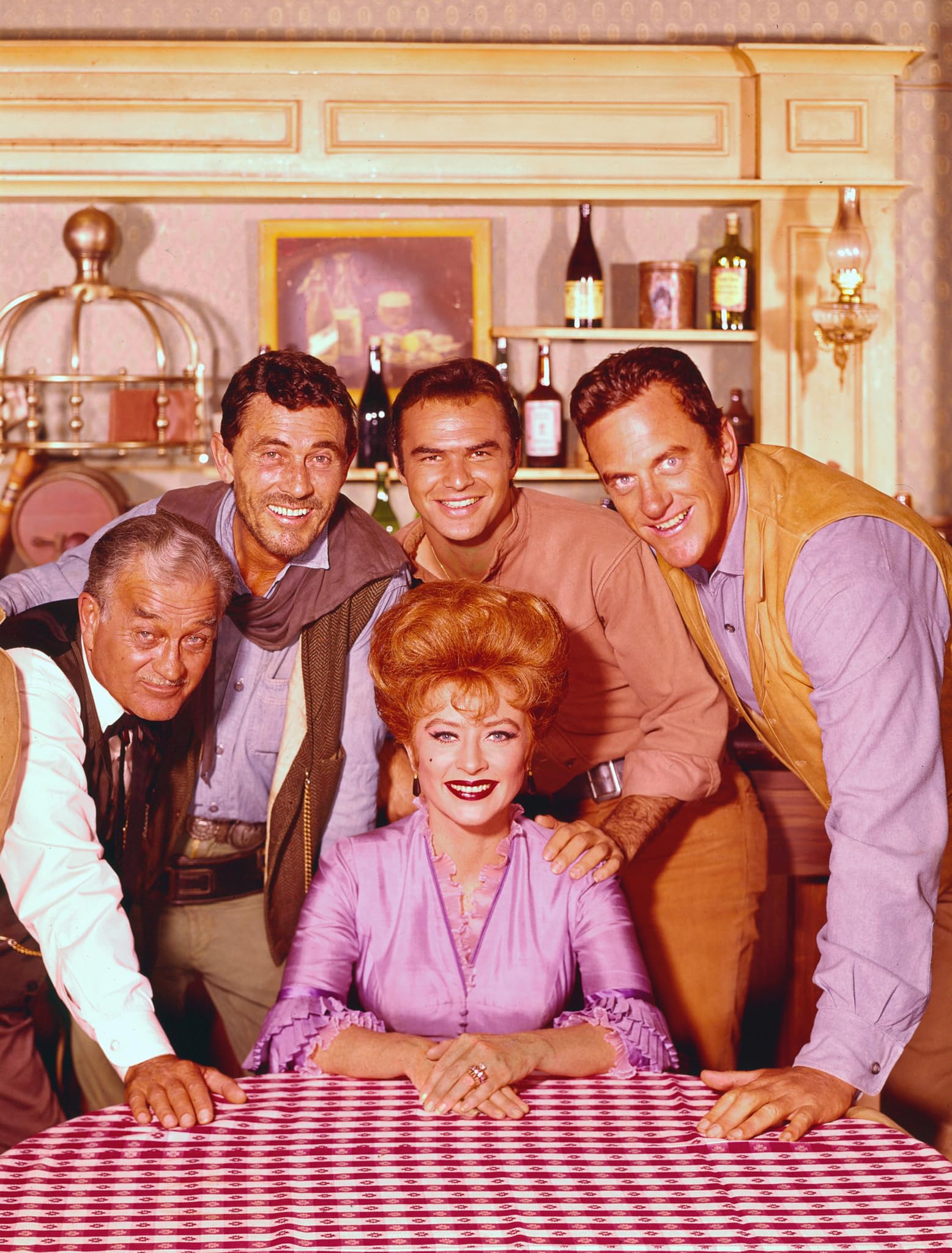 Gunsmoke Homecoming: A Family Affair You Won'T Forget. - av43sso