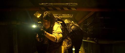 पोस्टर देखें