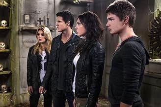 पोस्टर देखें