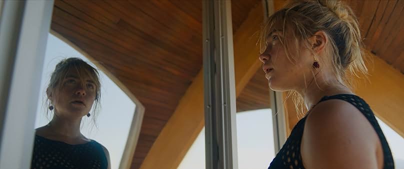 Florence Pugh in Don't Worry Darling (2022)