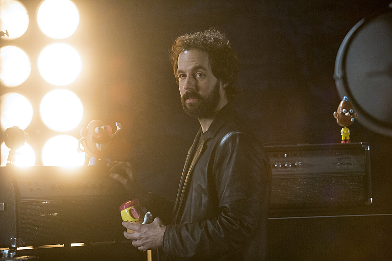 Peter Cambor in Roadies (2016)