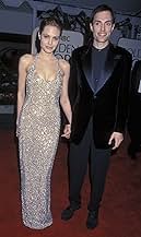 पोस्टर देखें