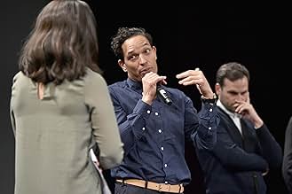 पोस्टर देखें