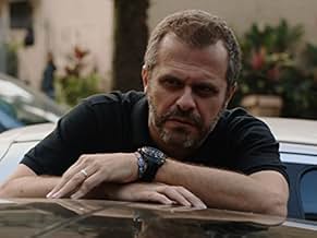 पोस्टर देखें